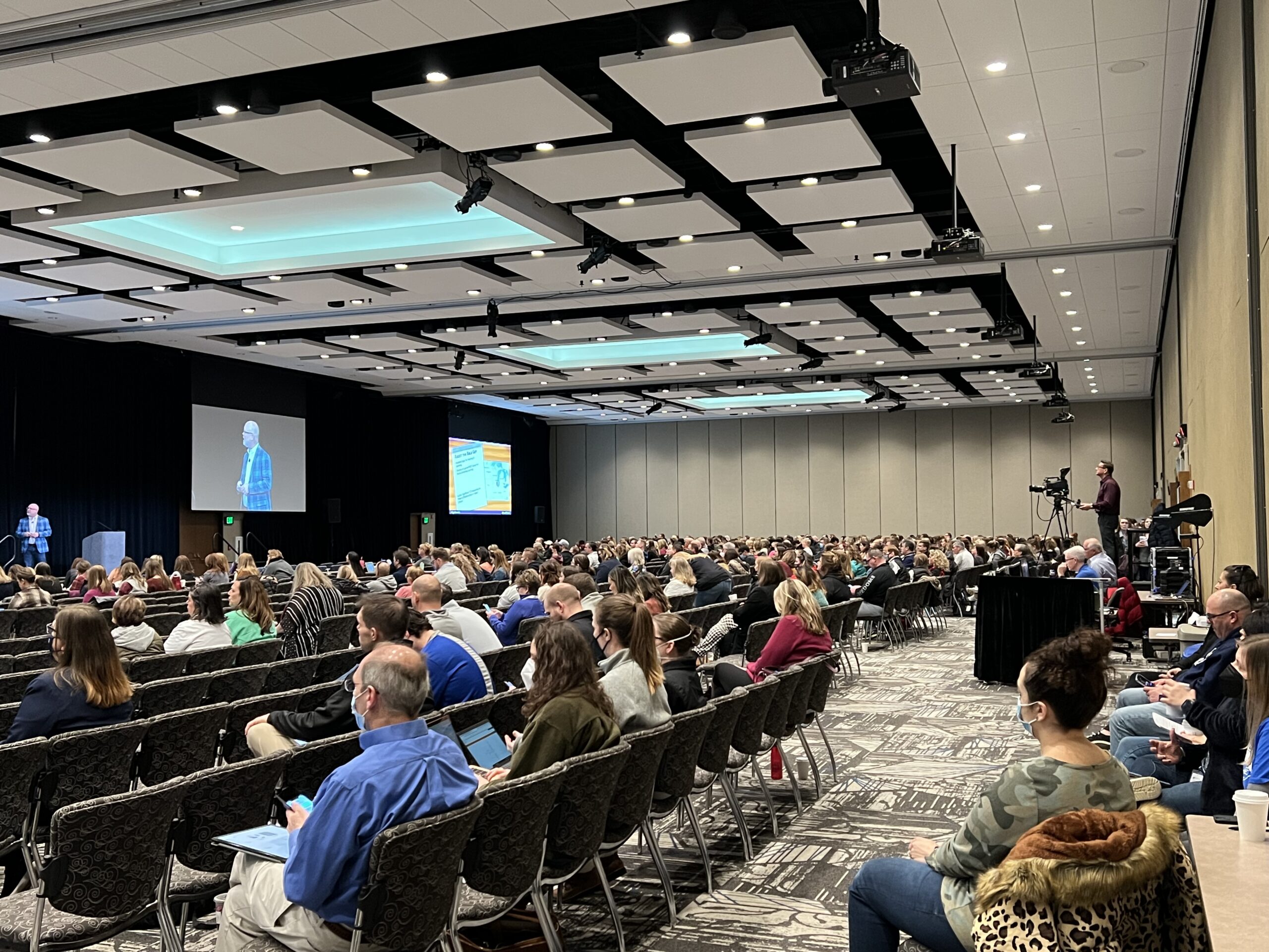 institute day large room